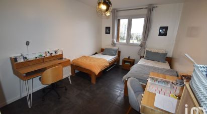 Appartement 3 pièces de 55 m² à Orly (94310)