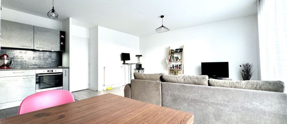 Apartment 3 rooms of 67 m² in Rennes (35700)