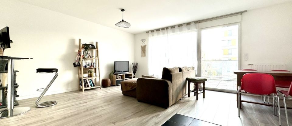 Apartment 3 rooms of 67 m² in Rennes (35700)