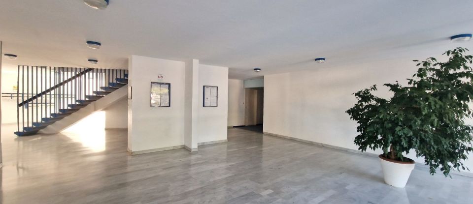Apartment 1 room of 28 m² in Le Grau-du-Roi (30240)