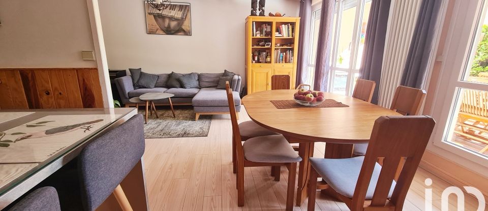 Appartement 5 pièces de 112 m² à Meylan (38240)