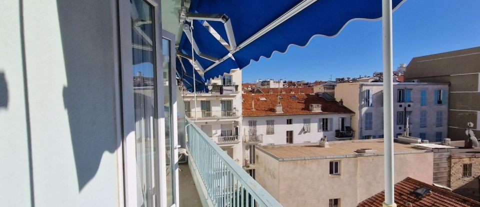 Appartement 3 pièces de 72 m² à Nice (06000)