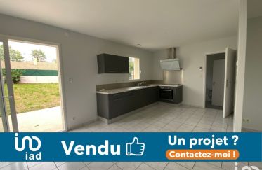 House 4 rooms of 79 m² in Sèvremont (85700)