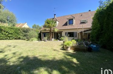House 5 rooms of 117 m² in Orgeval (78630)