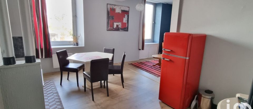 Appartement 4 pièces de 82 m² à Mazamet (81200)