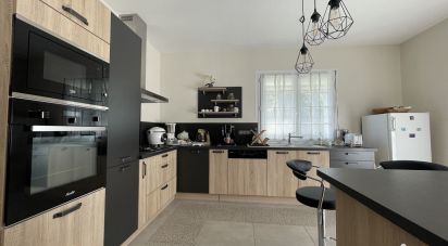House 4 rooms of 118 m² in Charleville-Mézières (08000)