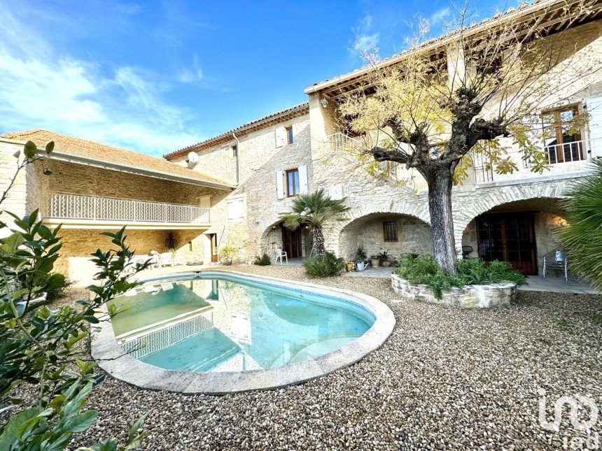 House 12 rooms of 283 m² in Castelnau-Valence (30190)