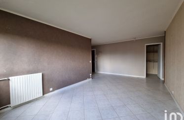 Apartment 3 rooms of 71 m² in Sevran (93270)