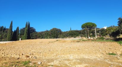 Land of 792 m² in Roquessels (34320)