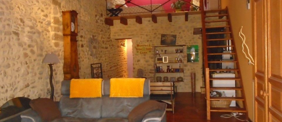 House 4 rooms of 126 m² in Valréas (84600)
