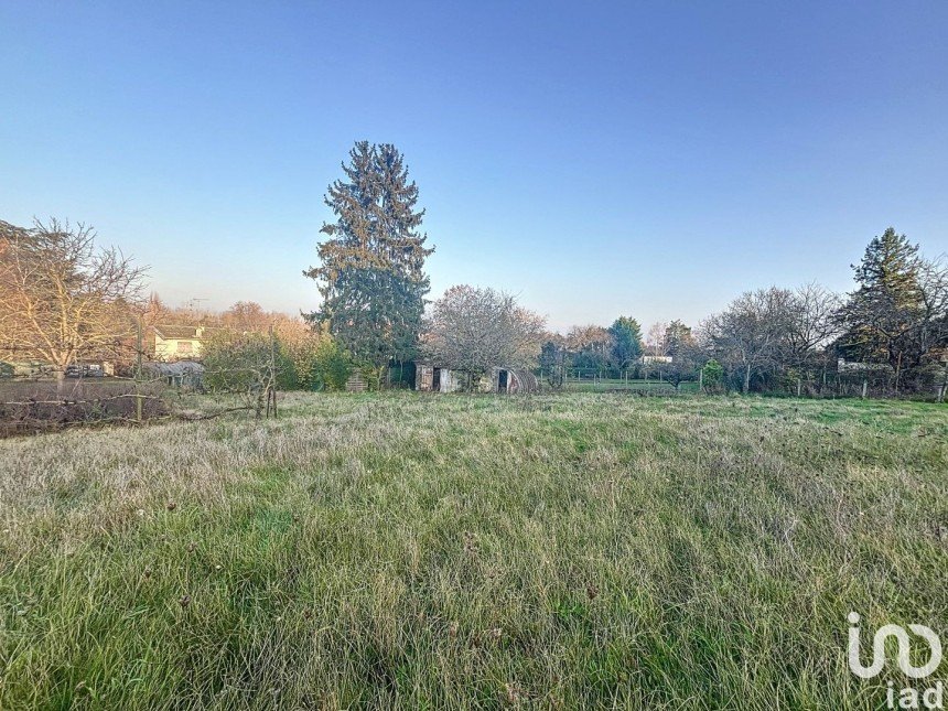 Land of 2,624 m² in Amilly (45200)