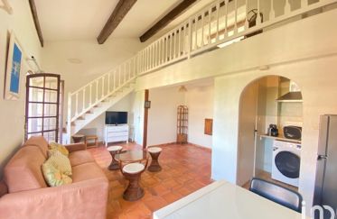 Apartment 2 rooms of 53 m² in Hyères (83400)