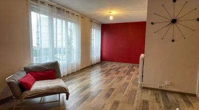 Appartement 4 pièces de 81 m² à Olivet (45160)