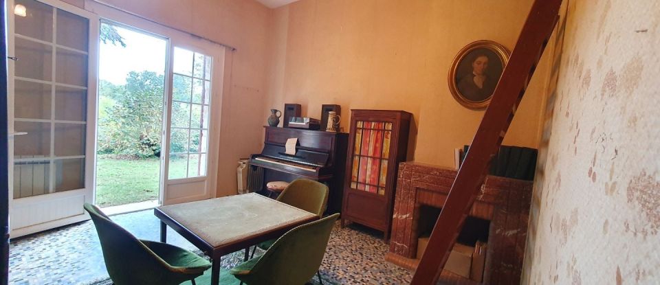 Country house 10 rooms of 192 m² in Saint-Seurin-de-Prats (24230)