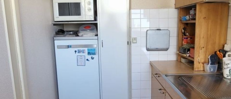 Apartment 2 rooms of 44 m² in Paris (75020)