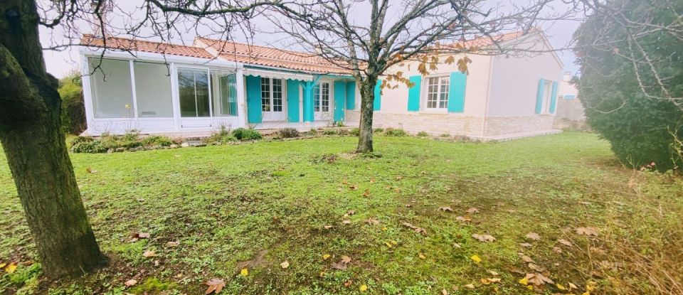 House 6 rooms of 118 m² in Dolus-d'Oléron (17550)
