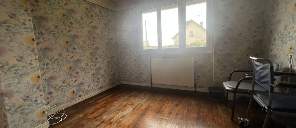 House 4 rooms of 73 m² in Vitry-le-François (51300)