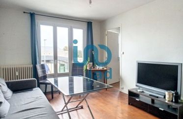Apartment 3 rooms of 54 m² in Saint-Lô (50000)