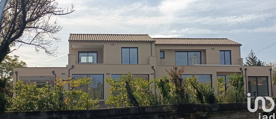 Maison 4 pièces de 137 m² à L'Isle-sur-la-Sorgue (84800)