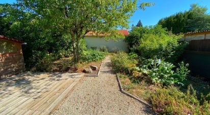 House 3 rooms of 58 m² in Availles-Limouzine (86460)