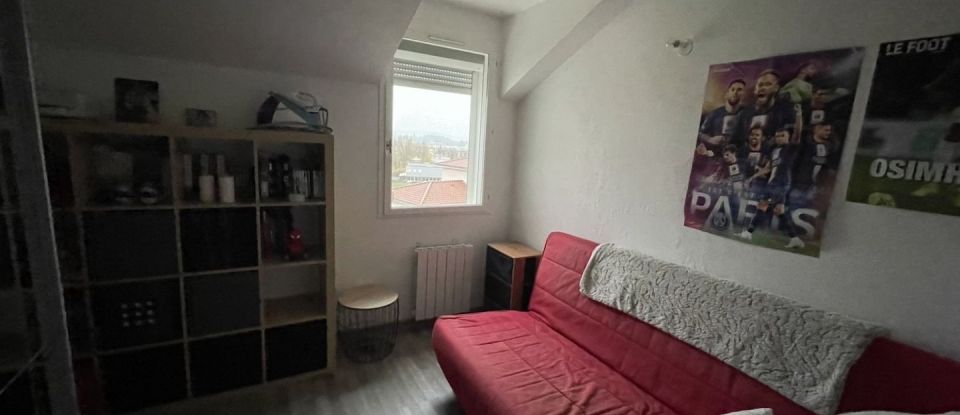 Appartement 4 pièces de 80 m² à Sorbiers (42290)