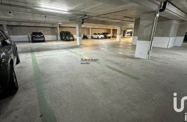 Parking of 15 m² in Massy (91300)