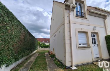 House 3 rooms of 62 m² in Moussy-le-Vieux (77230)