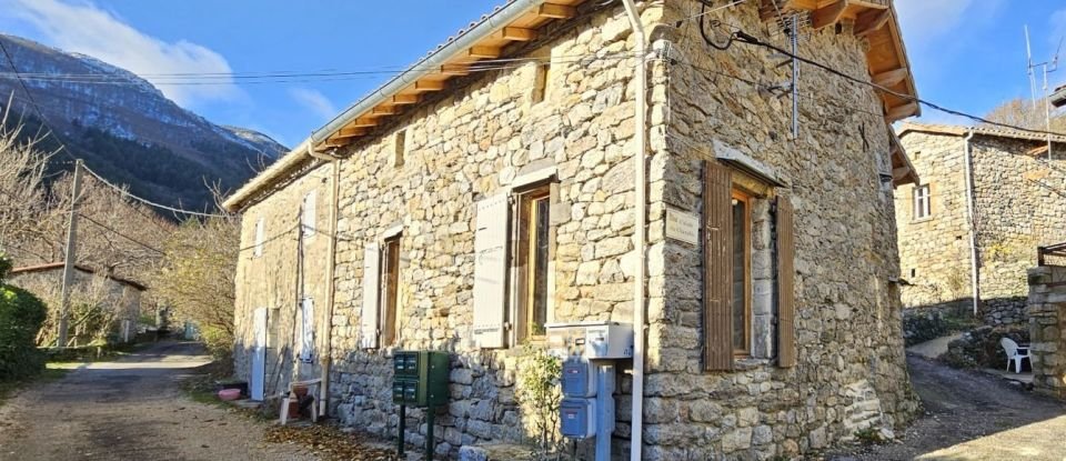 Country house 3 rooms of 84 m² in Valgorge (07110)