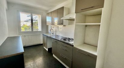 Appartement 4 pièces de 80 m² à Six-Fours-les-Plages (83140)