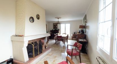 House 5 rooms of 109 m² in Chaingy (45380)