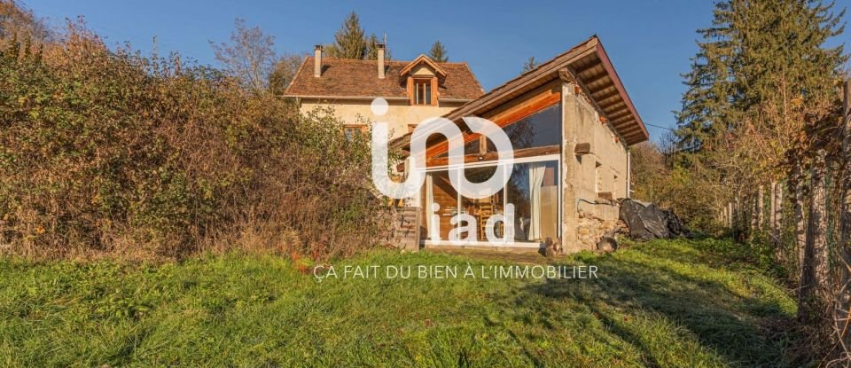 House 4 rooms of 130 m² in Châbons (38690)