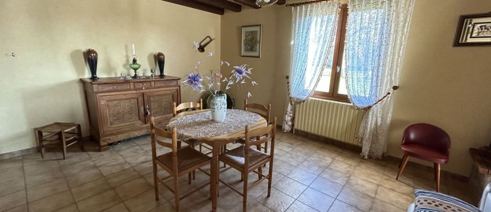 House 6 rooms of 148 m² in Pompaire (79200)