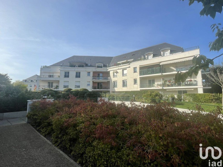 Apartment 3 rooms of 76 m² in Saint-Cyr-sur-Loire (37540)