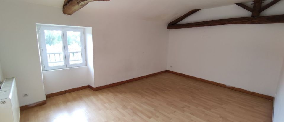 Longere 5 rooms of 127 m² in Chapelle-Viviers (86300)