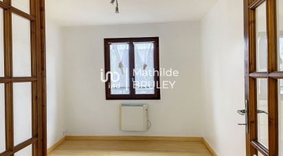 Appartement 3 pièces de 41 m² à Dourdan (91410)
