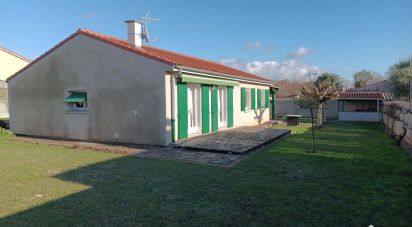 House 4 rooms of 100 m² in Payrin-Augmontel (81660)