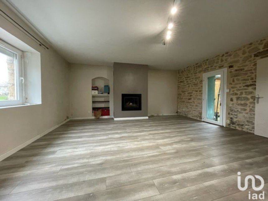 House 5 rooms of 118 m² in Plescop (56890)