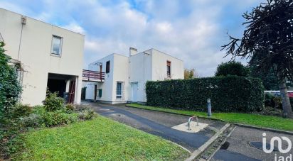 Apartment 4 rooms of 84 m² in Villiers-le-Bel (95400)