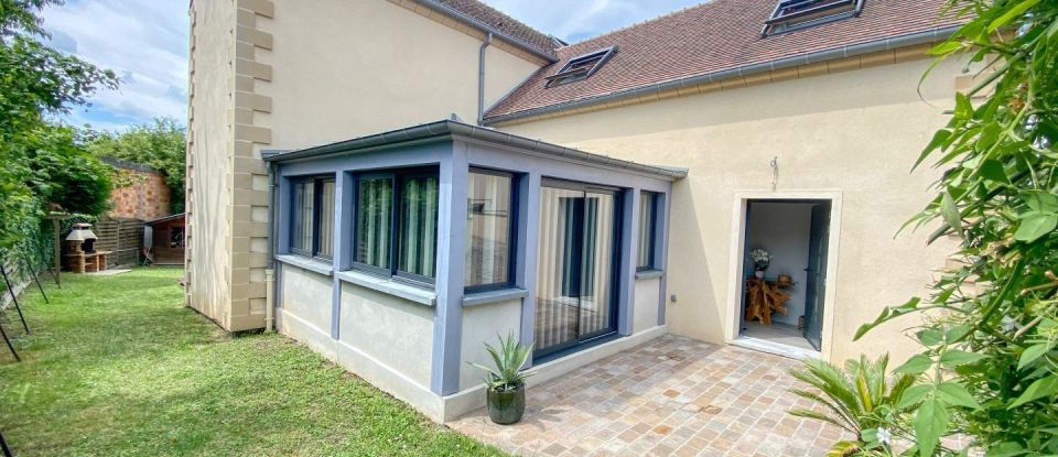 Maison 6 pièces de 152 m² à Corbeil-Essonnes (91100)