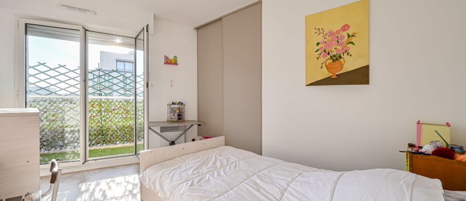Apartment 4 rooms of 110 m² in Paris (75012)