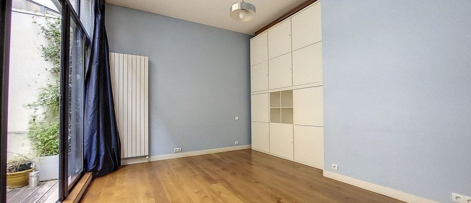 Apartment 5 rooms of 140 m² in Paris (75010)