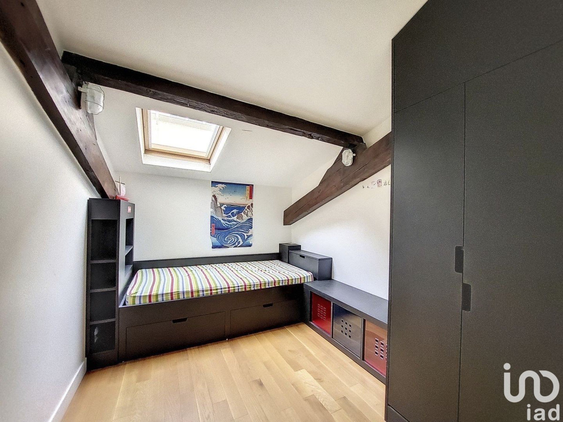 Appartement a louer paris-10e-arrondissement - 5 pièce(s) - 140 m2 - Surfyn