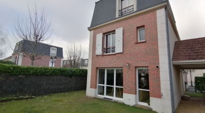 House 5 rooms of 116 m² in Crépy-en-Valois (60800)