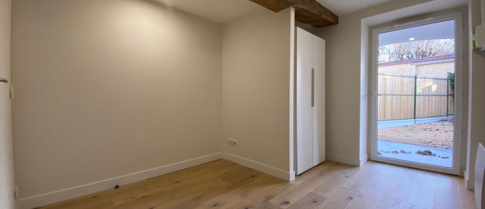 Appartement 5 pièces de 76 m² à Craponne (69290)