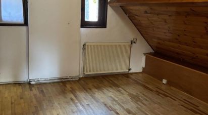 House 5 rooms of 90 m² in Vertain (59730)