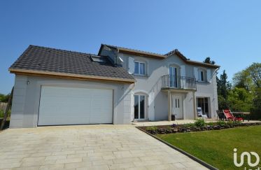 House 6 rooms of 216 m² in Fillières (54560)