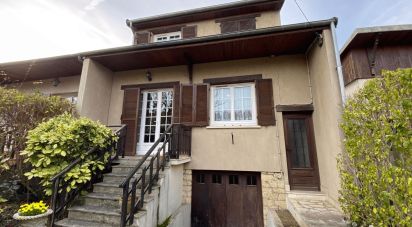 House 4 rooms of 92 m² in Villeneuve-le-Roi (94290)