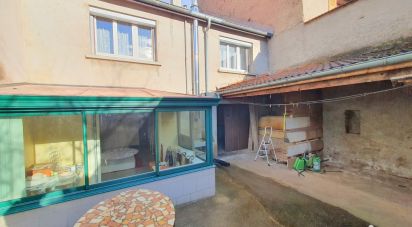 House 4 rooms of 111 m² in Jussey (70500)