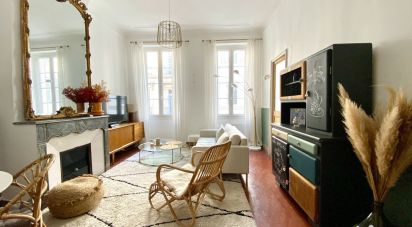 Apartment 3 rooms of 71 m² in Marseille (13006)