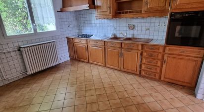 House 6 rooms of 115 m² in Morangis (91420)